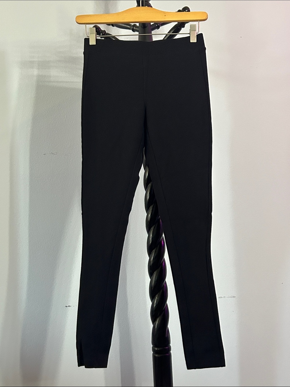 Philosophy Slim Black Stretch Leggings 17.1.B.2